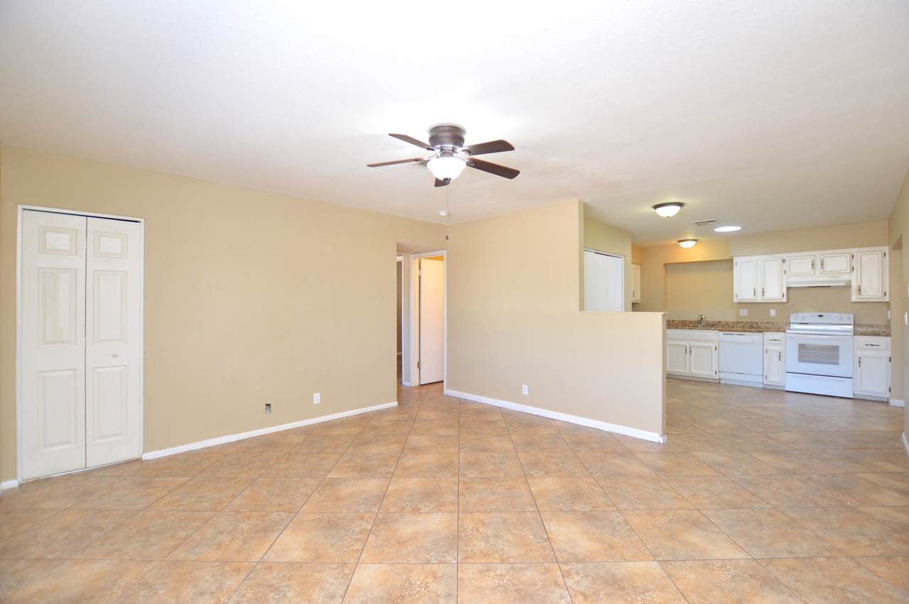 817 Glade Avenue - Photo 1