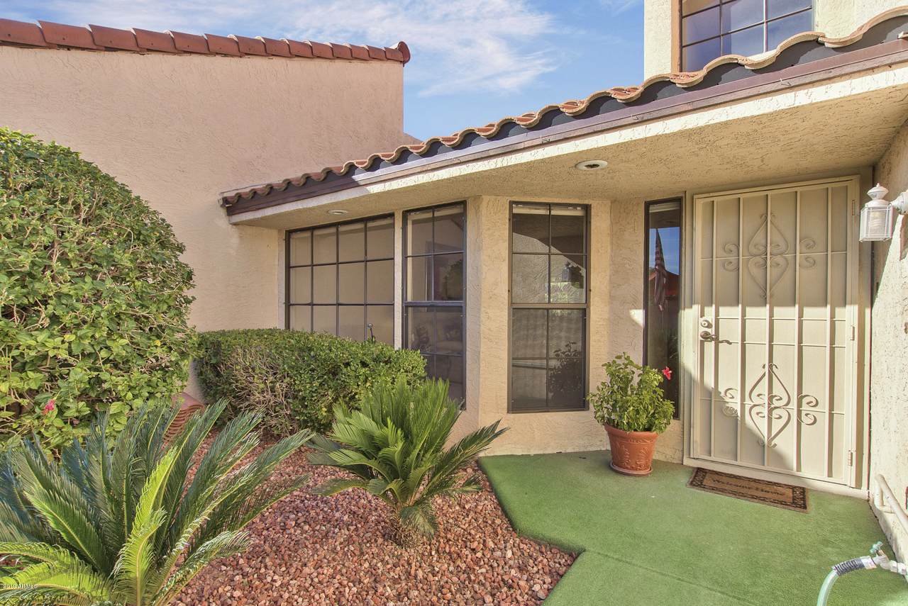 10930 Hope Drive - Photo 1