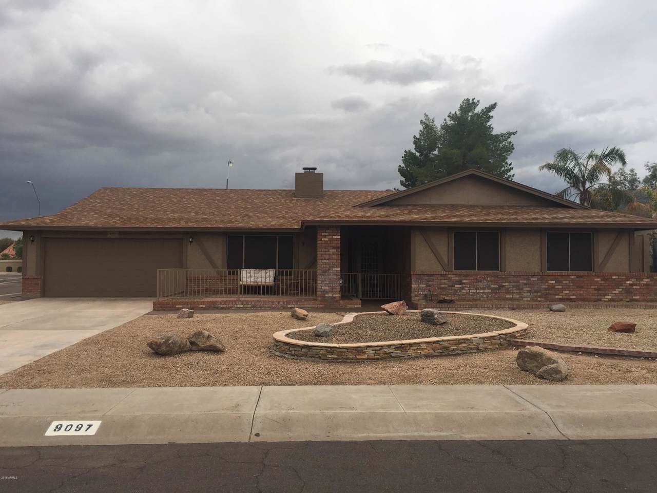 9097 Ludlow Drive - Photo 1