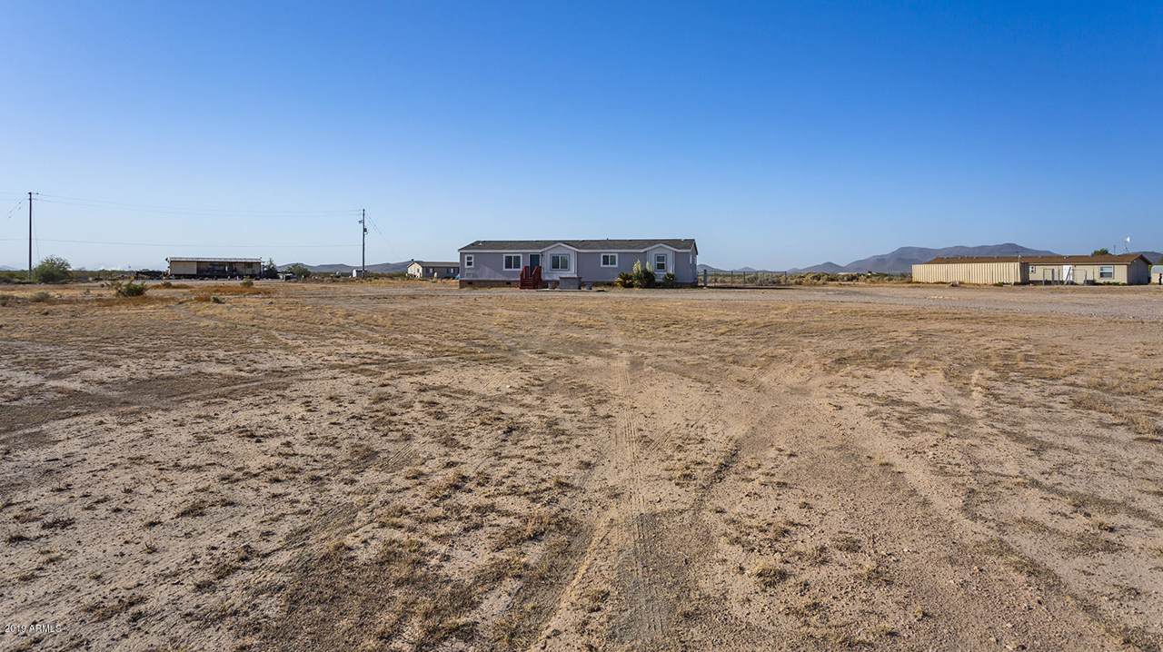 38119 Latham Street - Photo 1