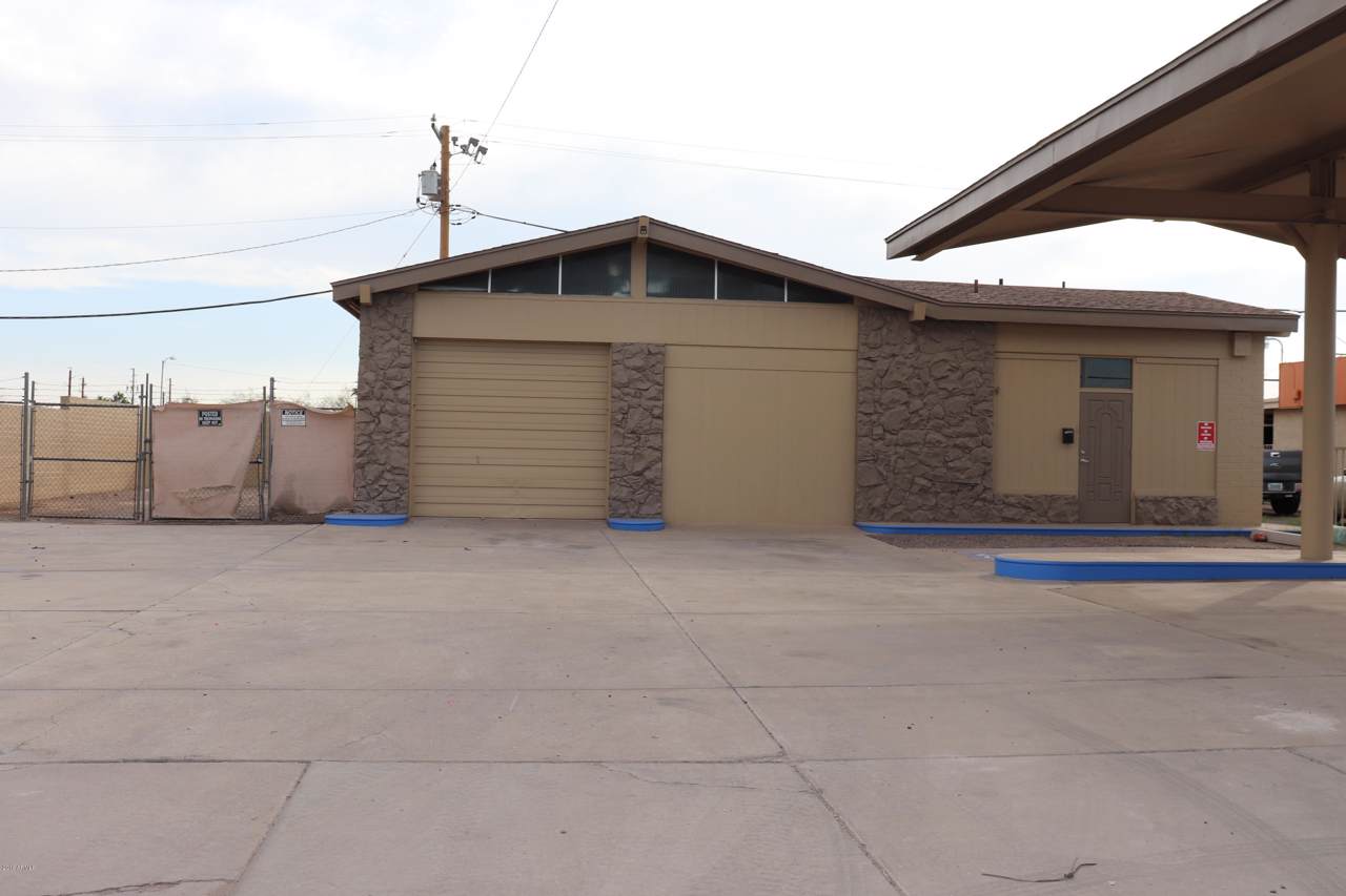11705 Grand Avenue - Photo 1