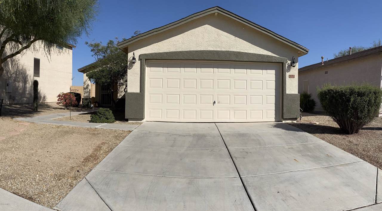 5752 Sunrise Circle - Photo 1