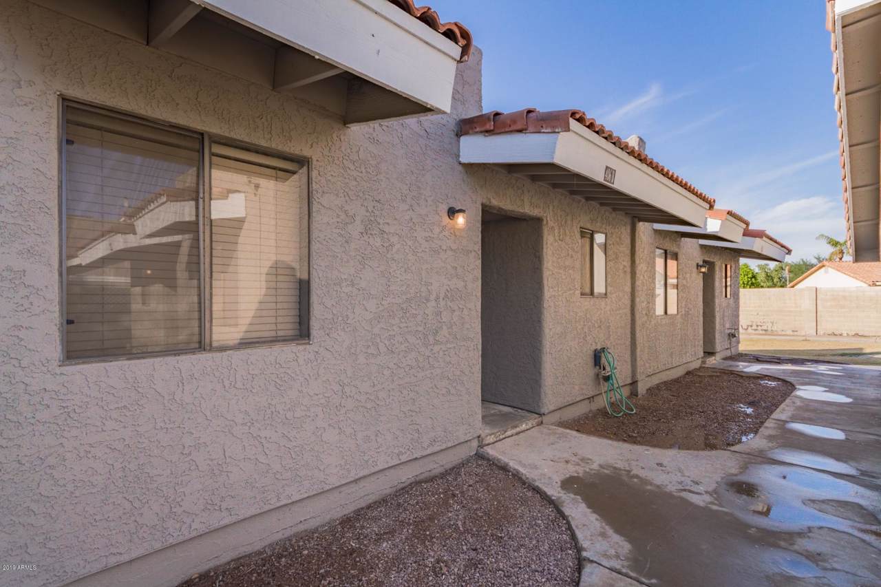 406 Cullumber Avenue - Photo 1
