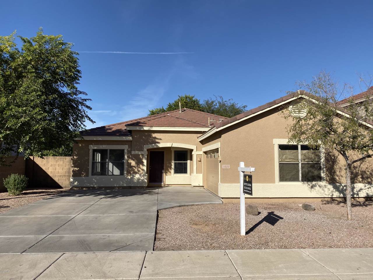 1222 Gwen Street - Photo 1