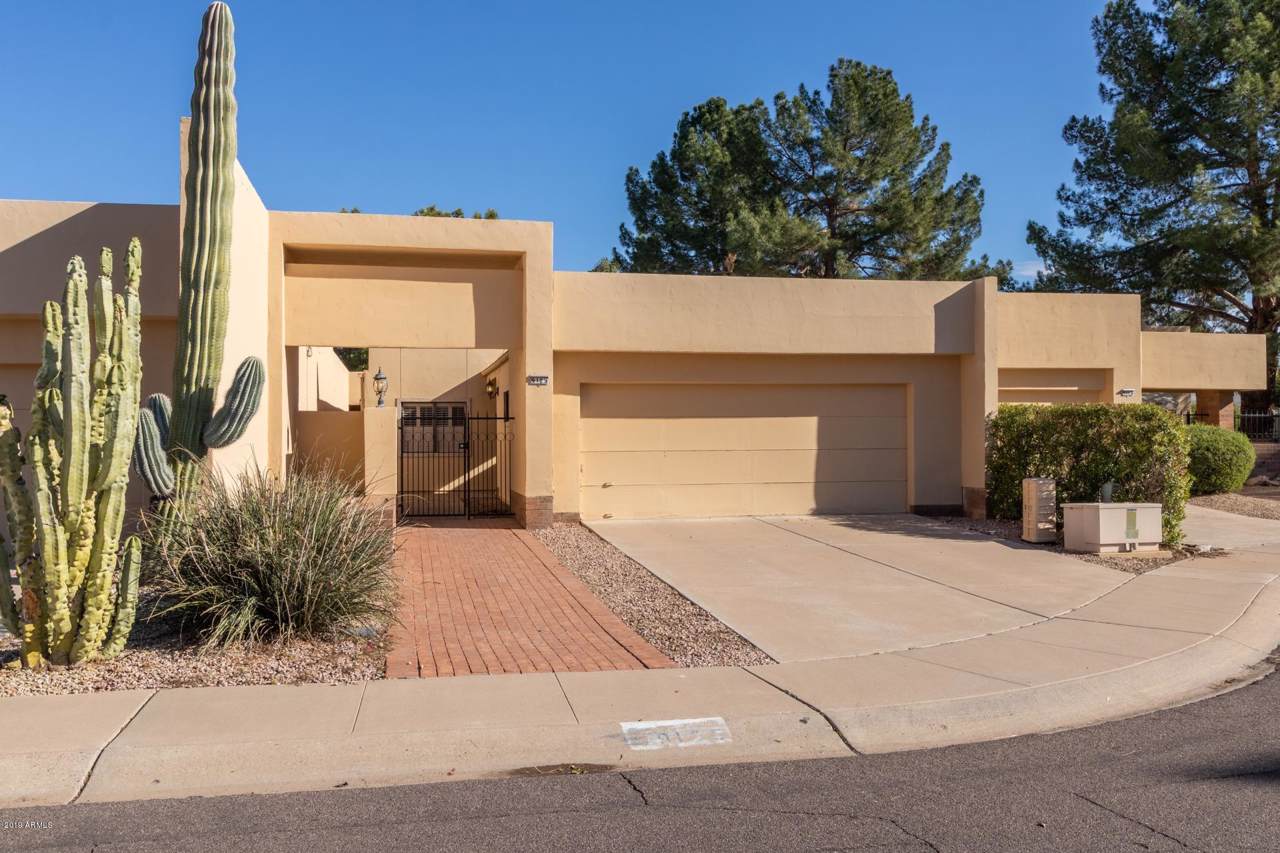 9125 86TH Way - Photo 1