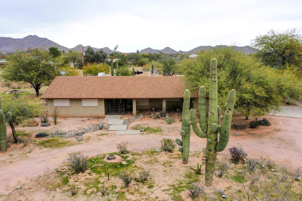 11750 Martin Road - Photo 1