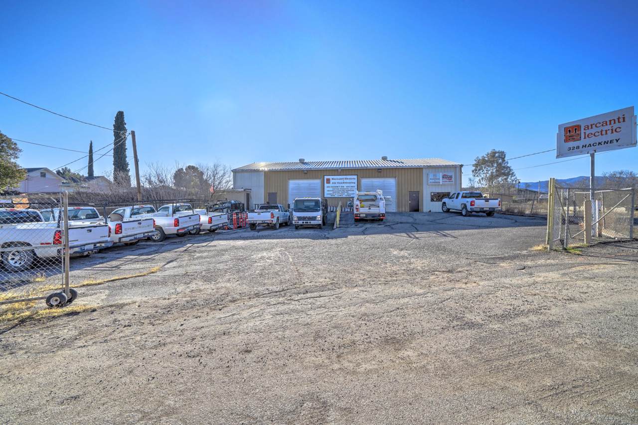 328 Hackney Avenue - Photo 1