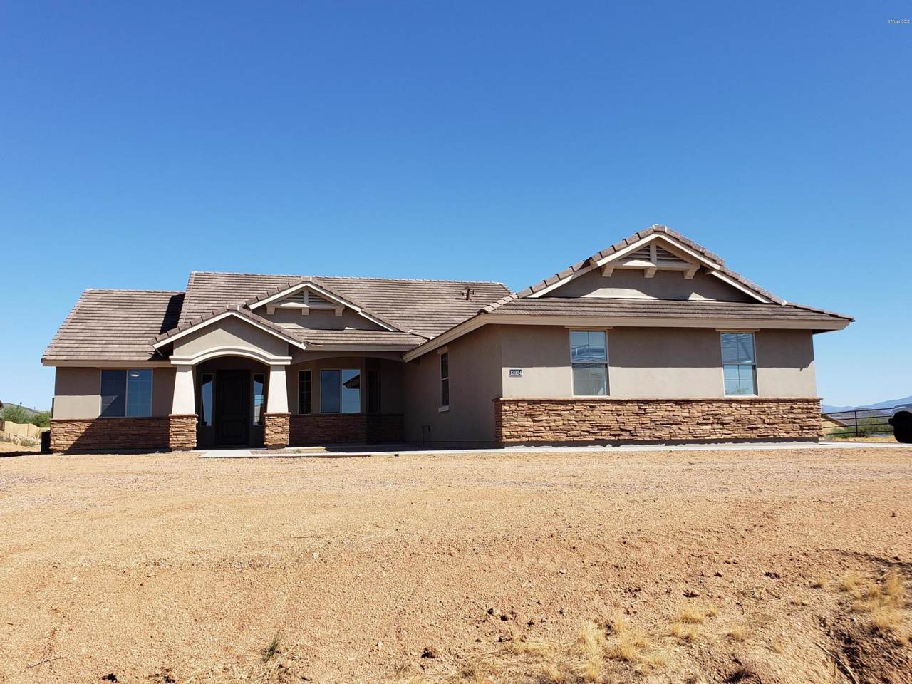 10706 43rd Lane - Photo 1