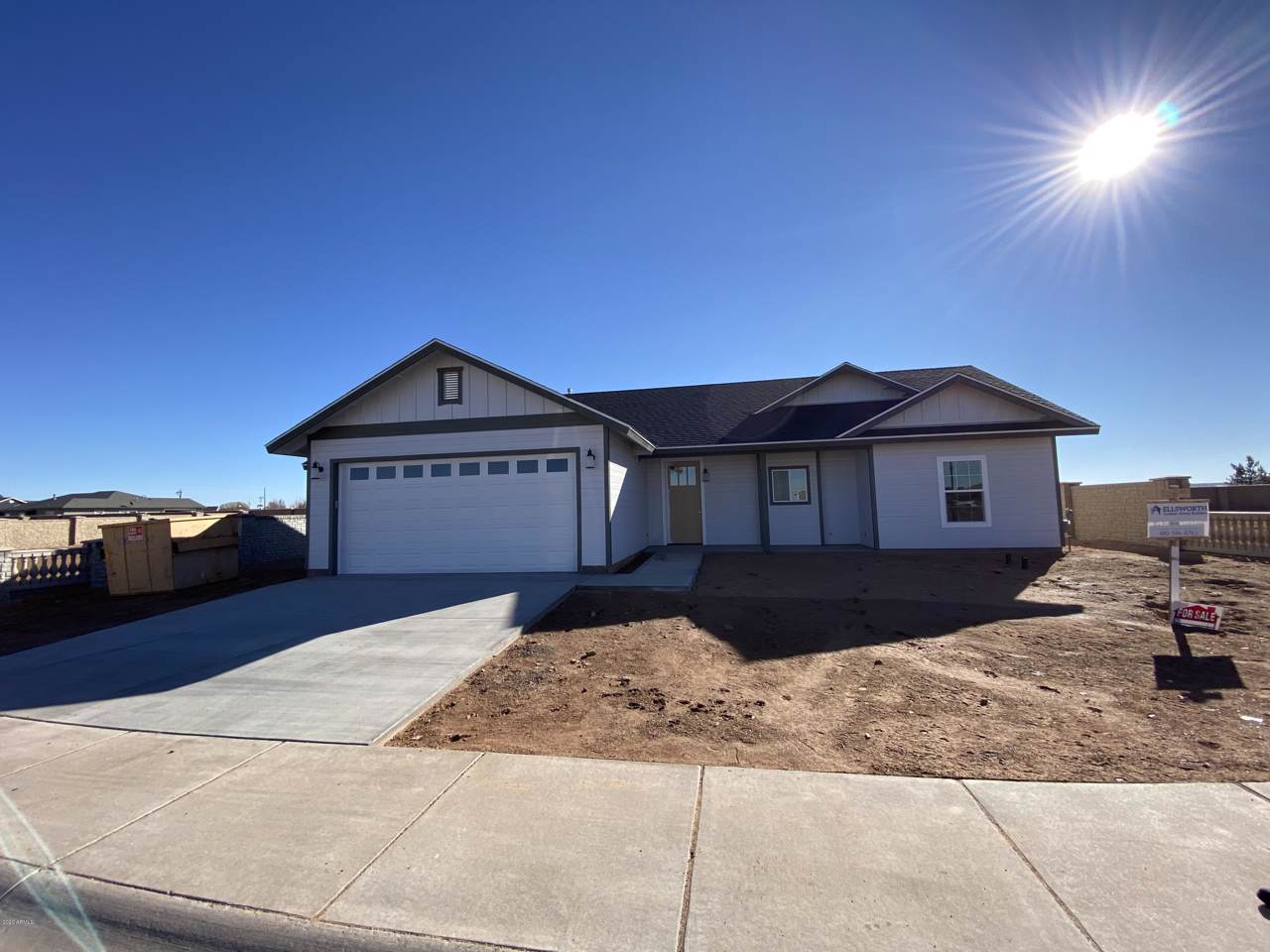 485 Pennant Lane - Photo 1