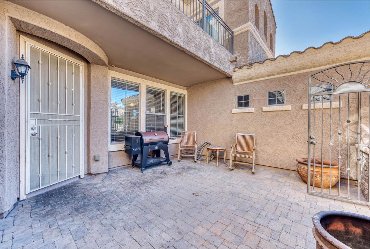 8407 1ST Street - Photo 1