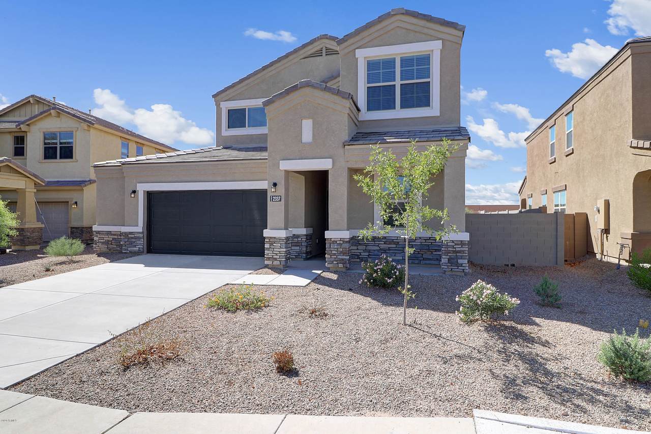 30977 Whitton Avenue - Photo 1