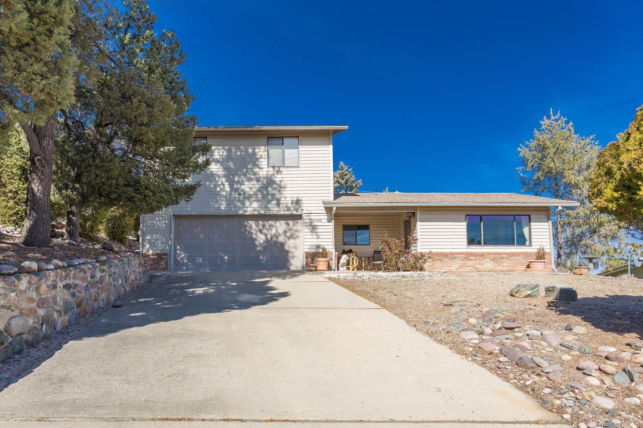5030 Cactus Place - Photo 1