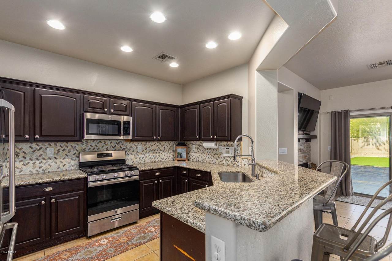 39130 Acadia Way - Photo 1