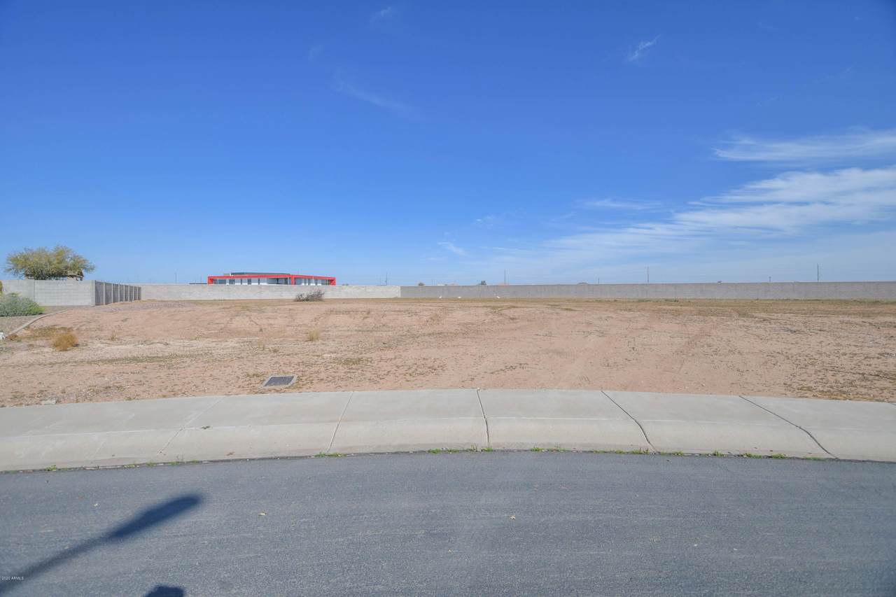 1456 Dove Place - Photo 1
