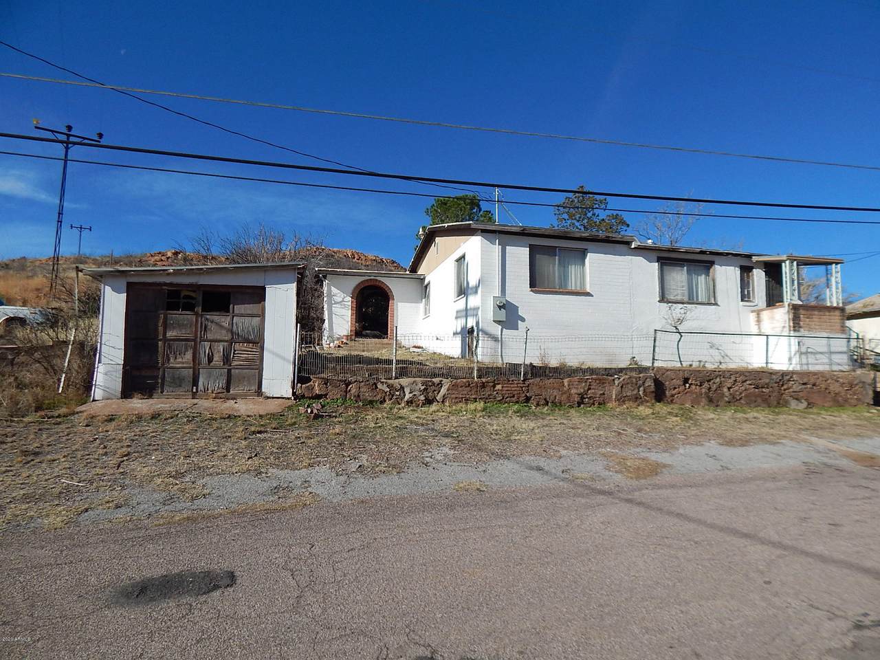 89 Cochise Row - Photo 1