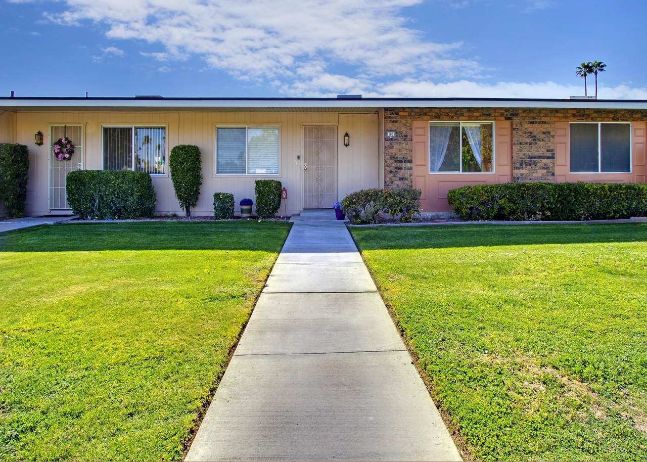 11003 Thunderbird Boulevard - Photo 1