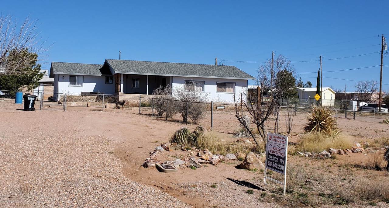 2564 Roadrunner Ridge - Photo 1