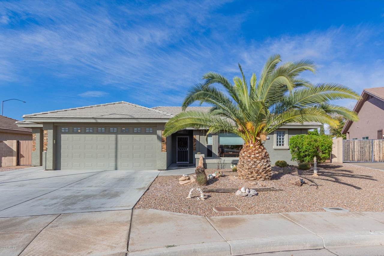2910 Olivewood - Photo 1