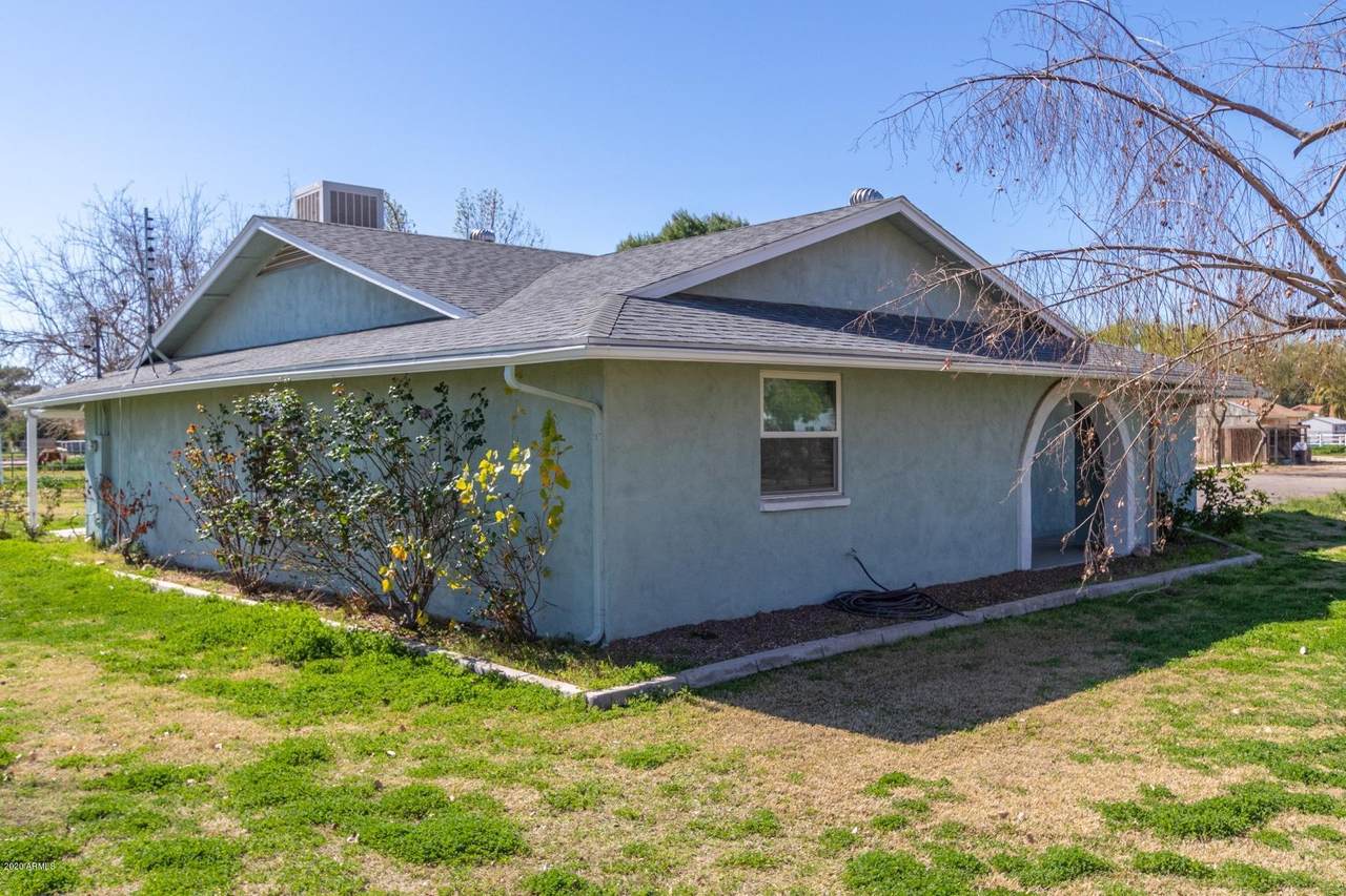 3556 Greenfield Road - Photo 1