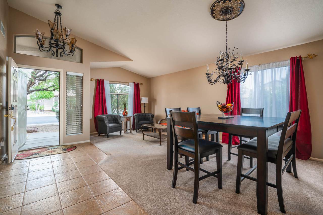 11117 Wilshire Drive - Photo 1