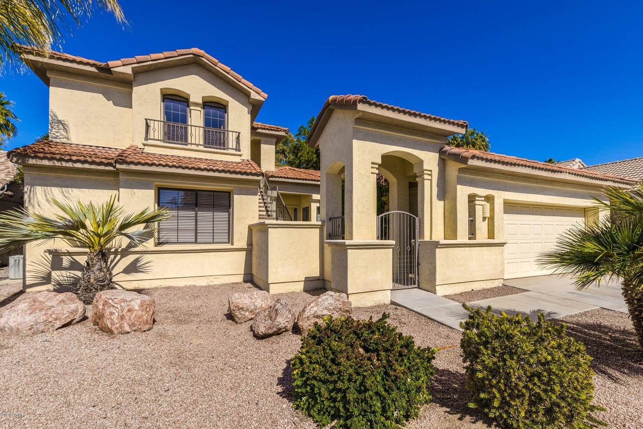 10032 Coopers Hawk Drive - Photo 1