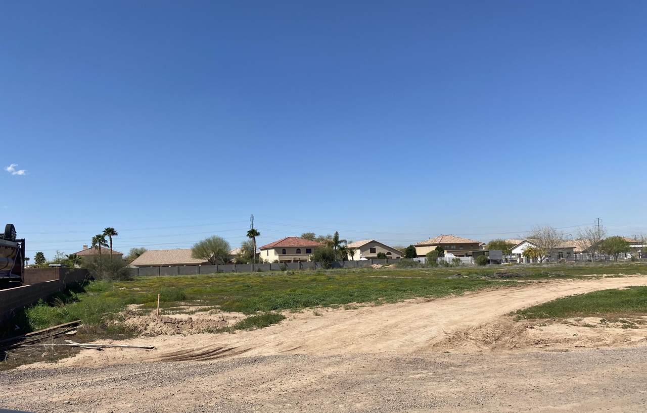89xx 47th Drive - Photo 1