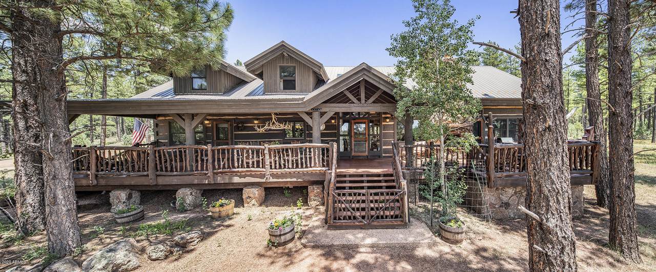 9722 Forest Road - Photo 1