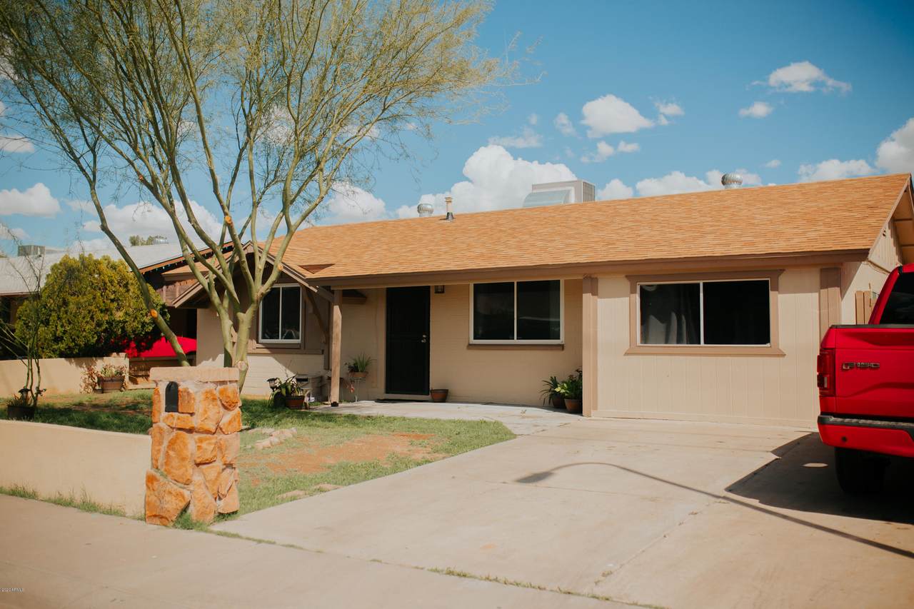 5417 79TH Avenue - Photo 1