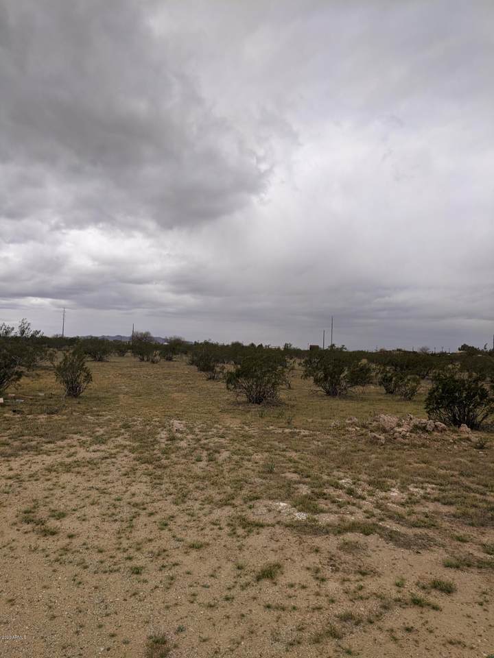 2586 Colorado Drive - Photo 1