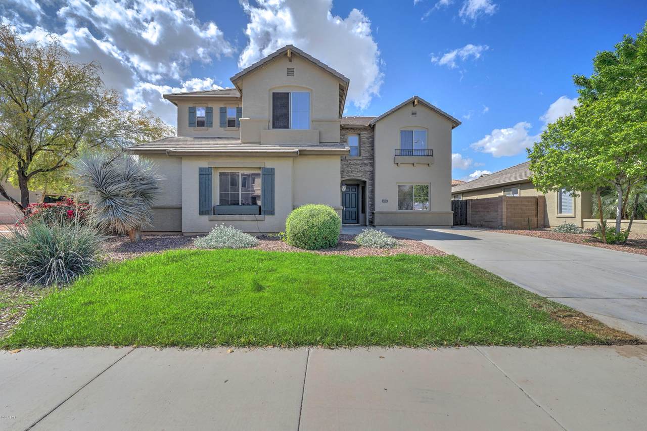 1714 113TH Avenue - Photo 1