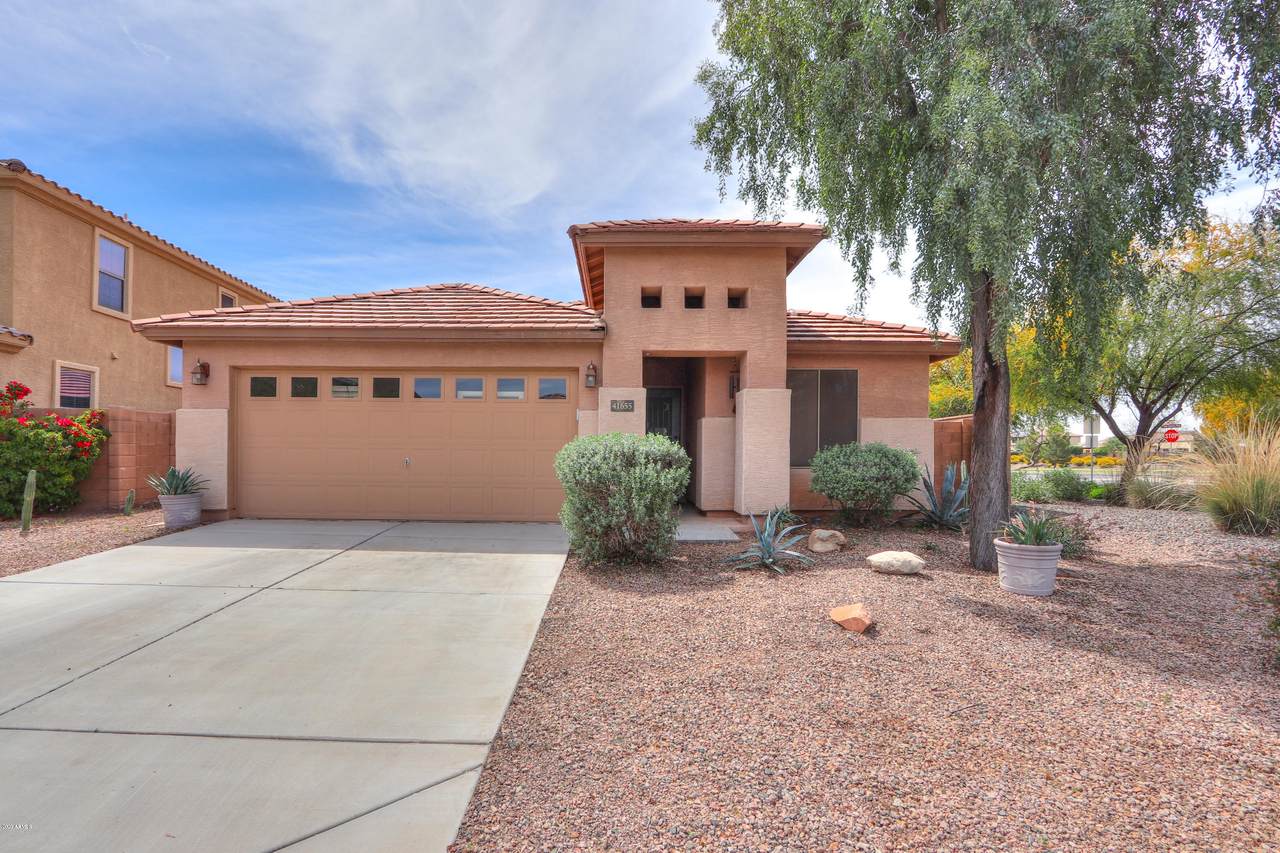 41655 Somerset Drive - Photo 1