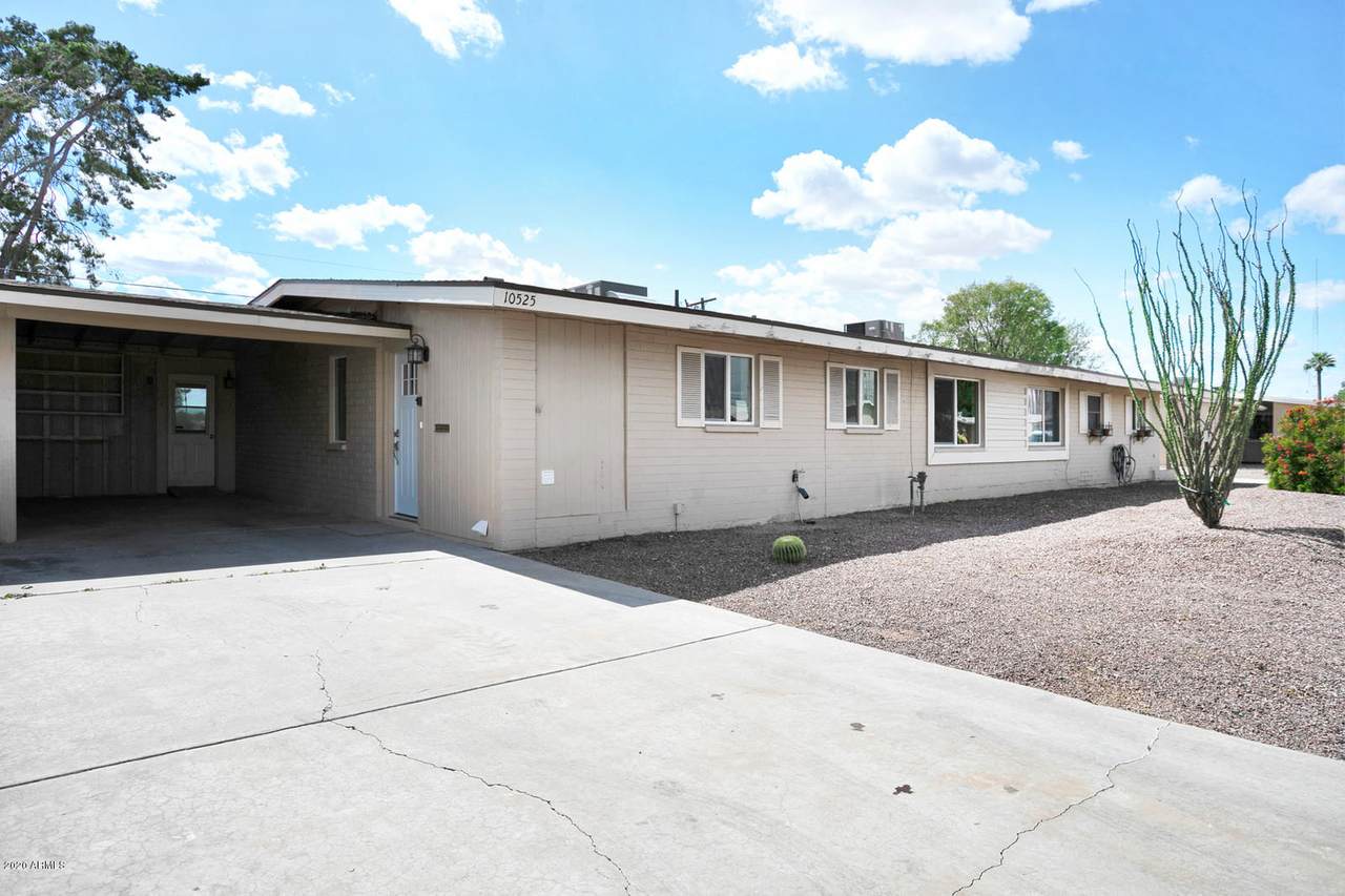 10525 Oakmont Drive - Photo 1