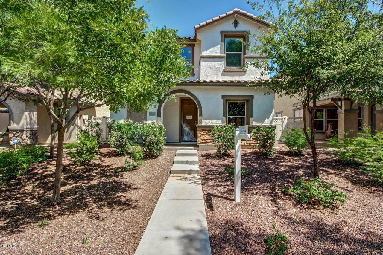 1054 Deerfield Lane - Photo 1 1054 Deerfield Lane - Photo 1