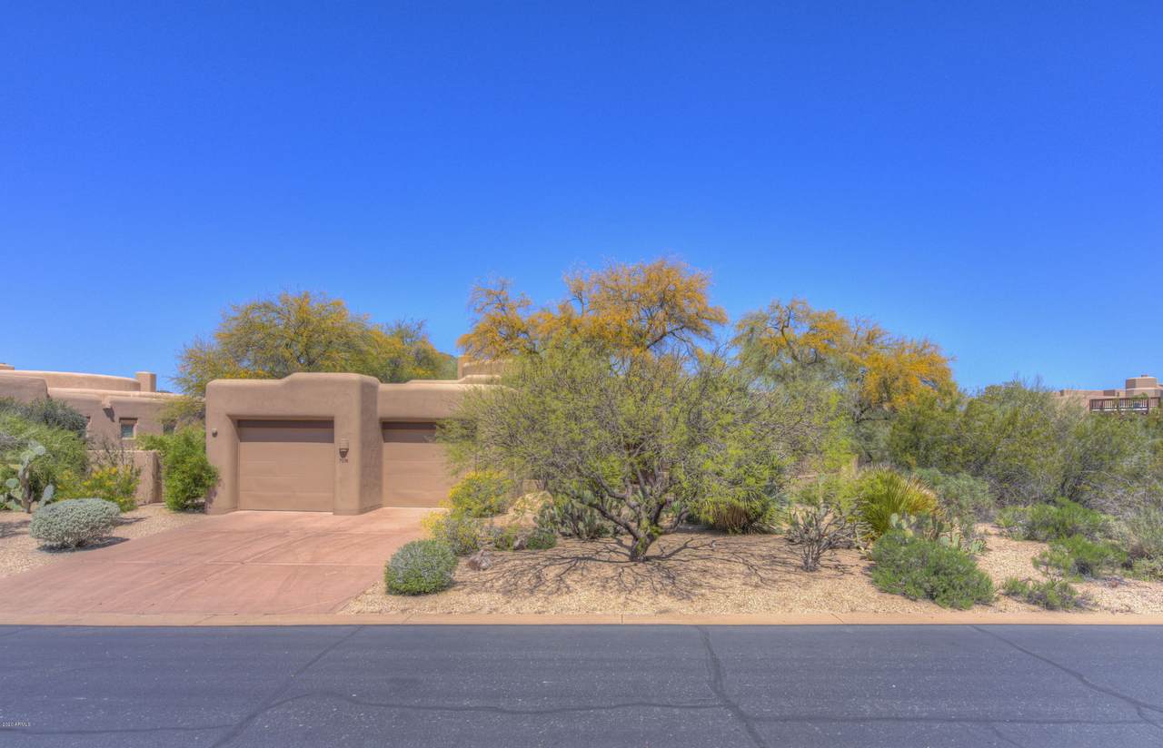 7374 Whitethorn Circle - Photo 1 7374 Whitethorn Circle - Photo 1