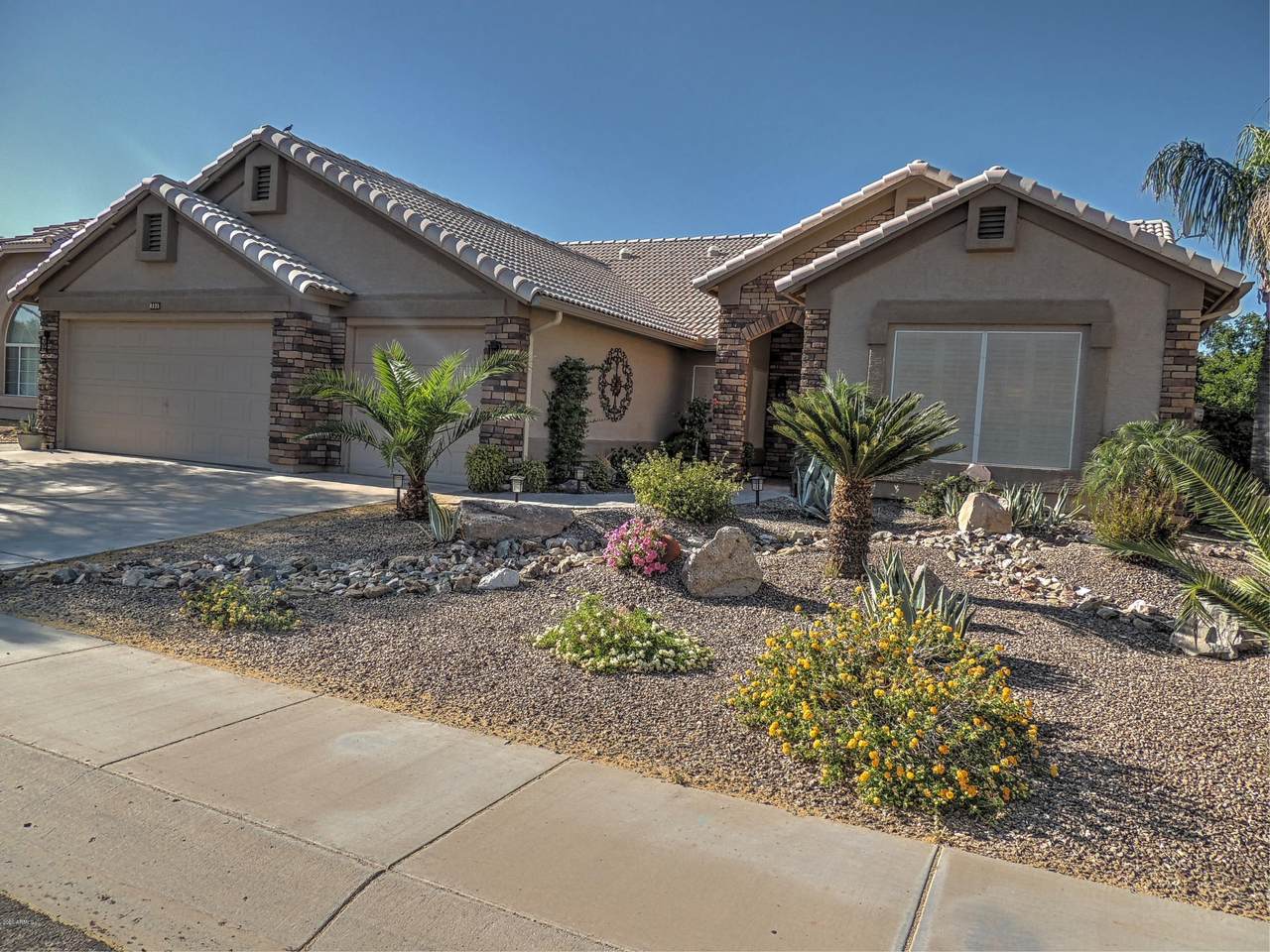 4220 Thistle Landing Drive - Photo 1 4220 Thistle Landing Drive - Photo 1