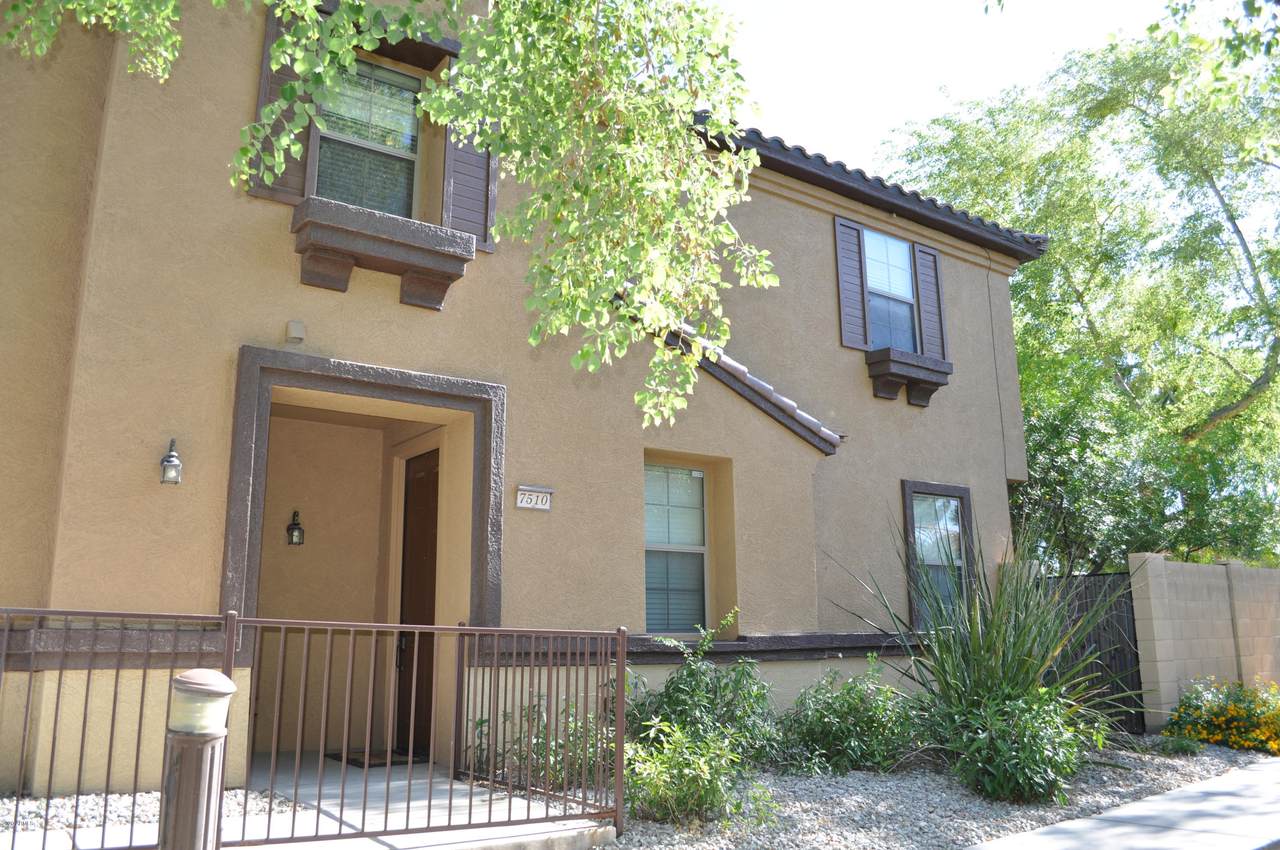 7510 29TH Way - Photo 1 7510 29TH Way - Photo 1