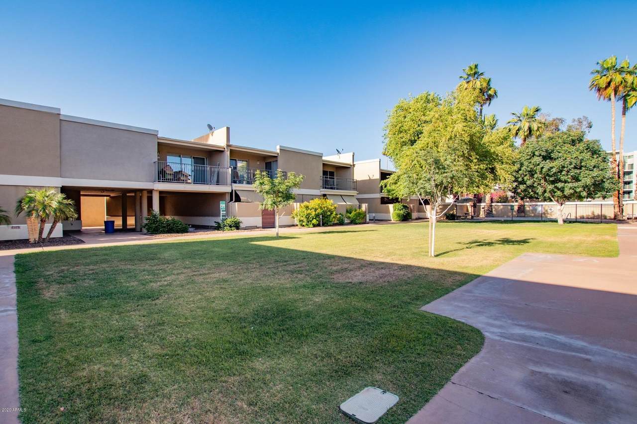 2233 Highland Avenue - Photo 1