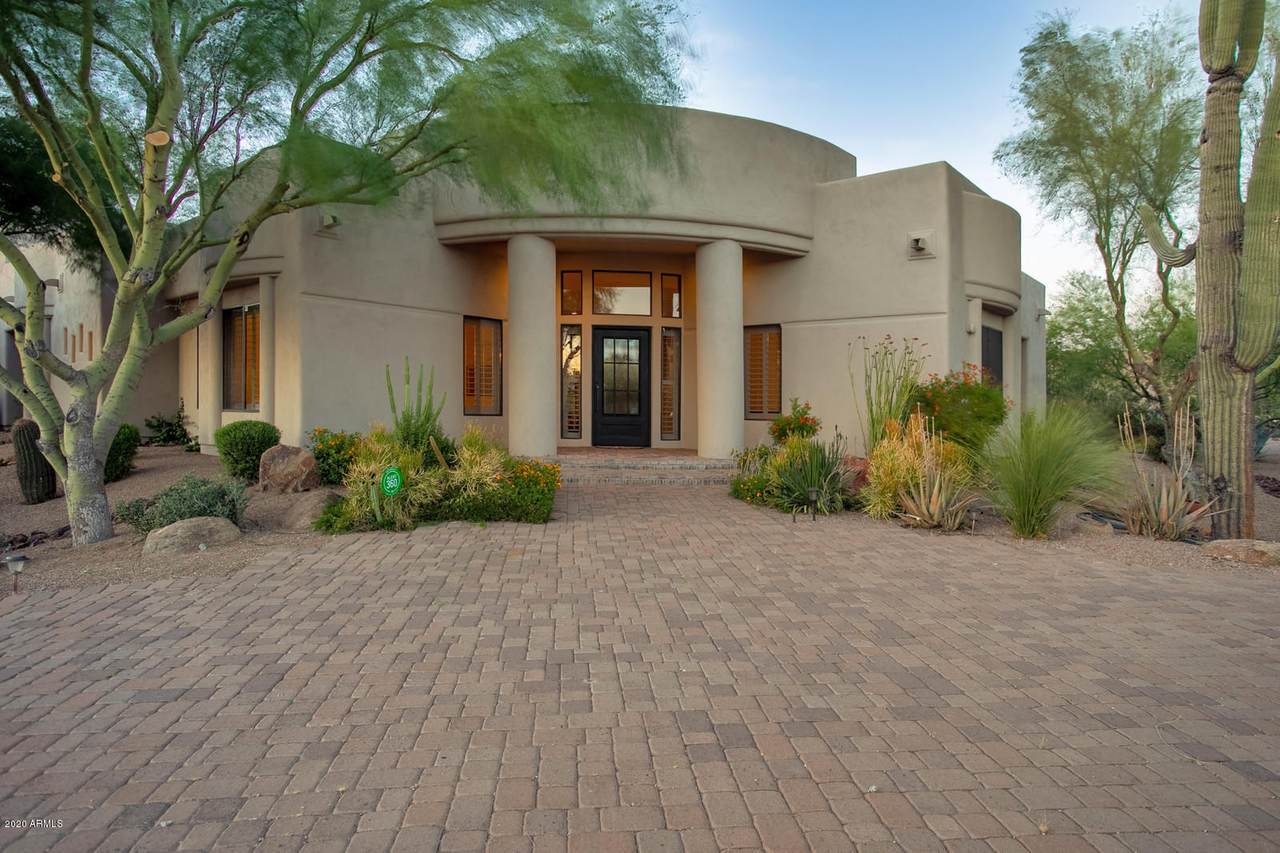 9010 Foothills Drive - Photo 1