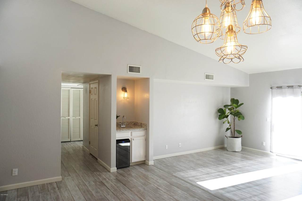 2041 87TH Way - Photo 1