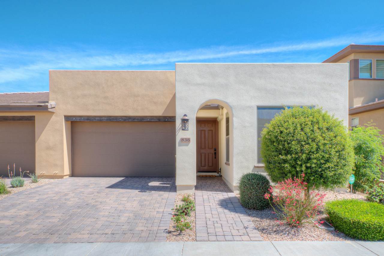 836 Verde Boulevard - Photo 1