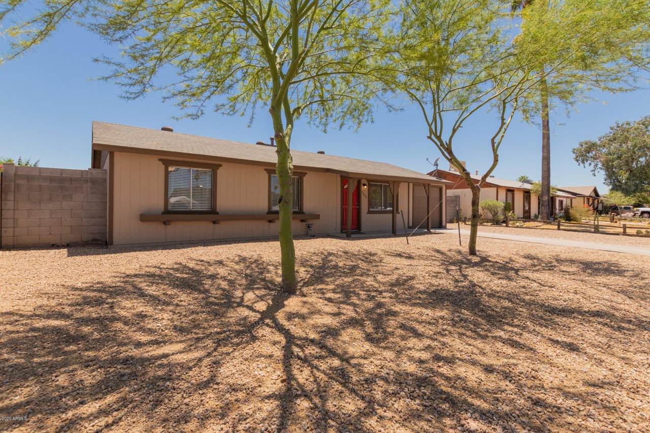 3649 Pershing Avenue - Photo 1
