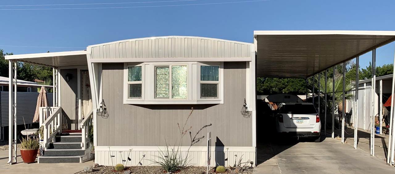 2402 16th Street - Photo 1