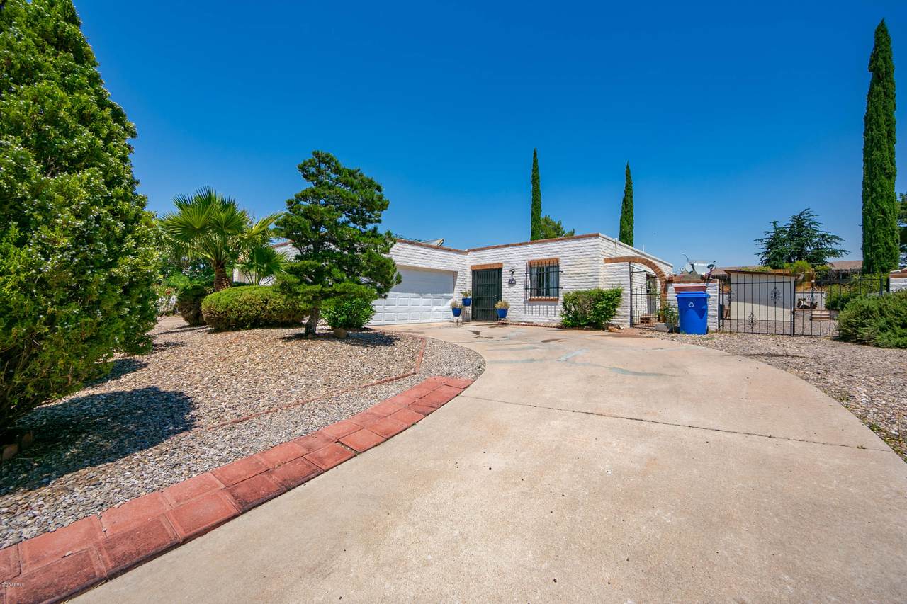 1309 Carmelita Drive - Photo 1