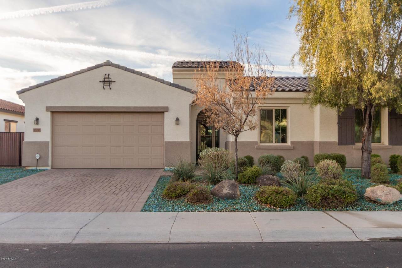 15737 Wilshire Drive - Photo 1