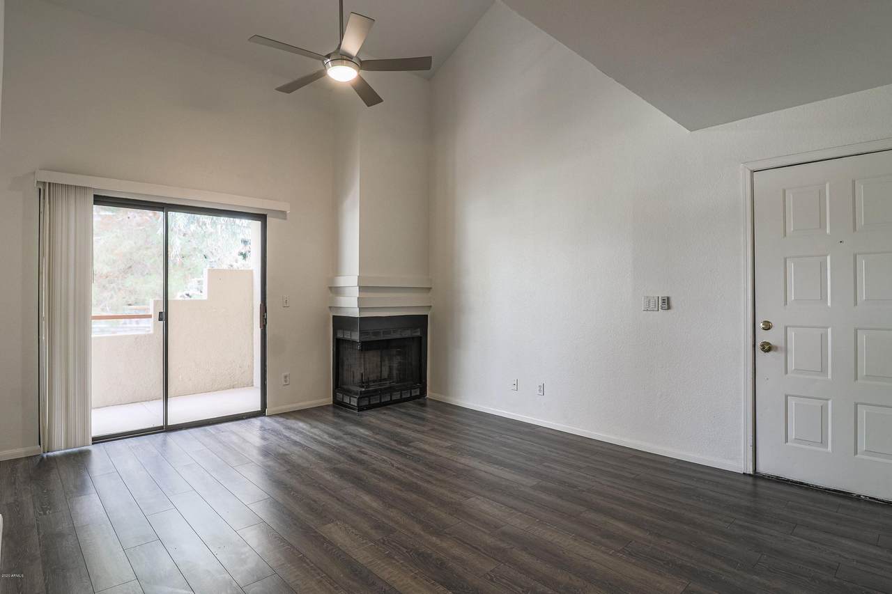 4850 Desert Cove Avenue - Photo 1
