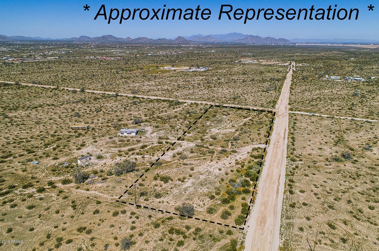 3540 Oak Road - Photo 1