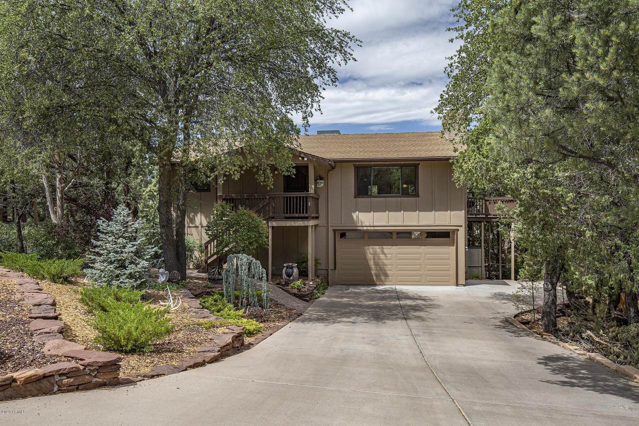 717 Skyway Court - Photo 1
