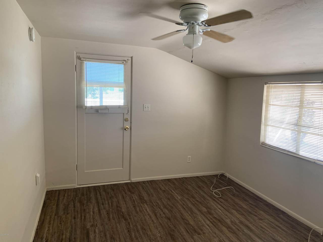 724 Butte Avenue - Photo 1