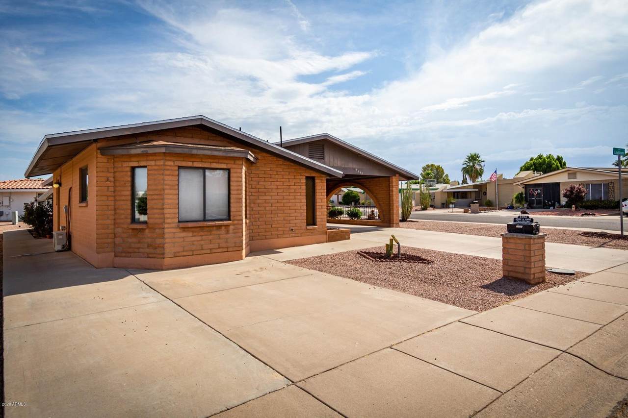 5362 Lindstrom Lane - Photo 1