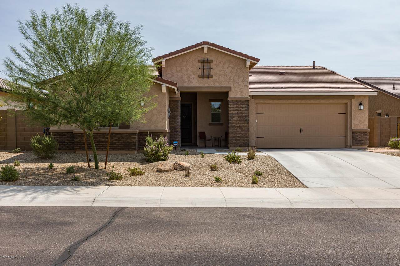 15223 183RD Avenue - Photo 1